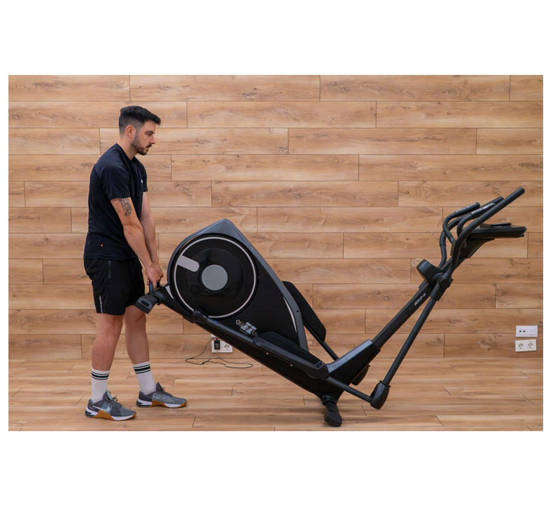 Vélo elliptique i.Quantum II - Magnétique - 20kg - 45cm - 24 niveaux 2/7