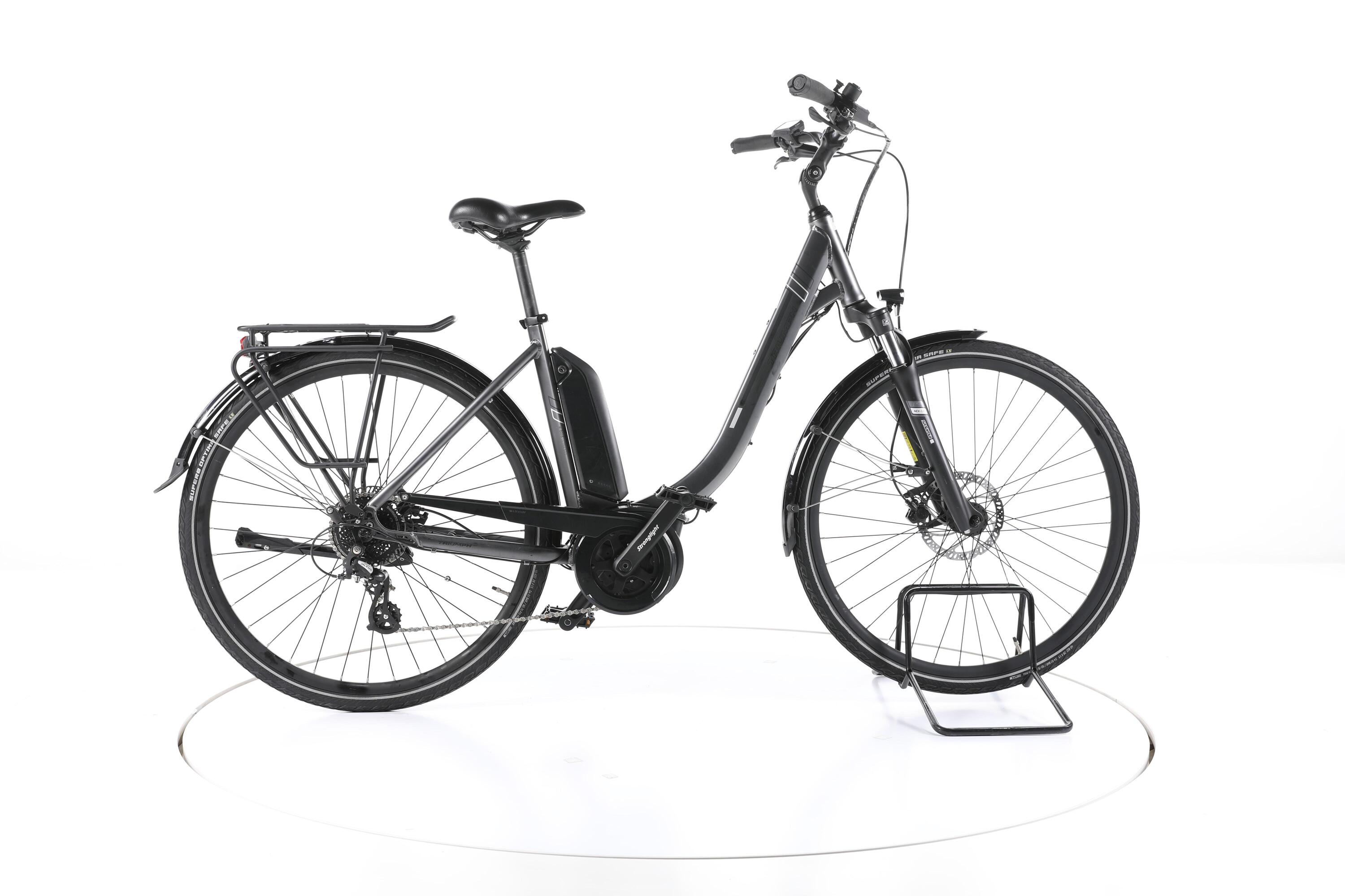 TRIUMPH Tweedehands - Triumph E-Bird Ultra Trekking E-Bike Lage instap - Goed