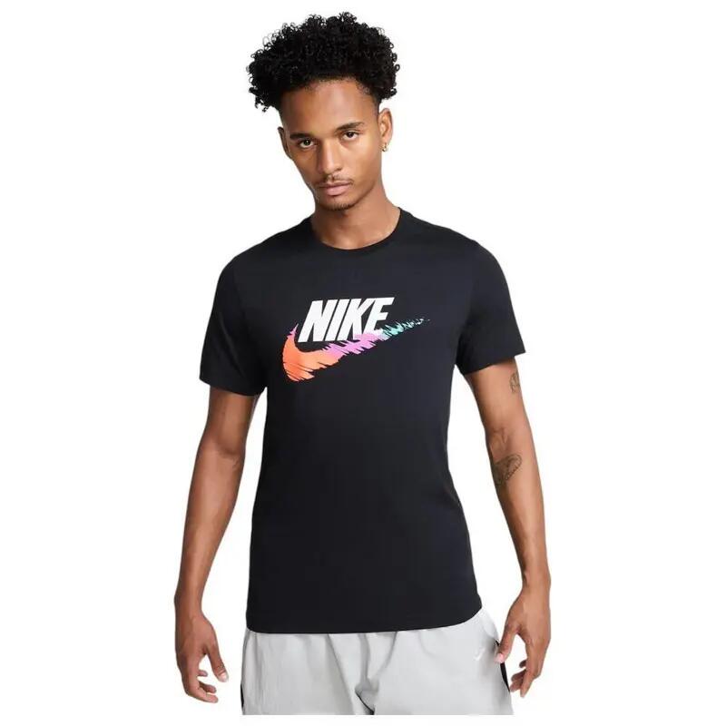 NIKE picture