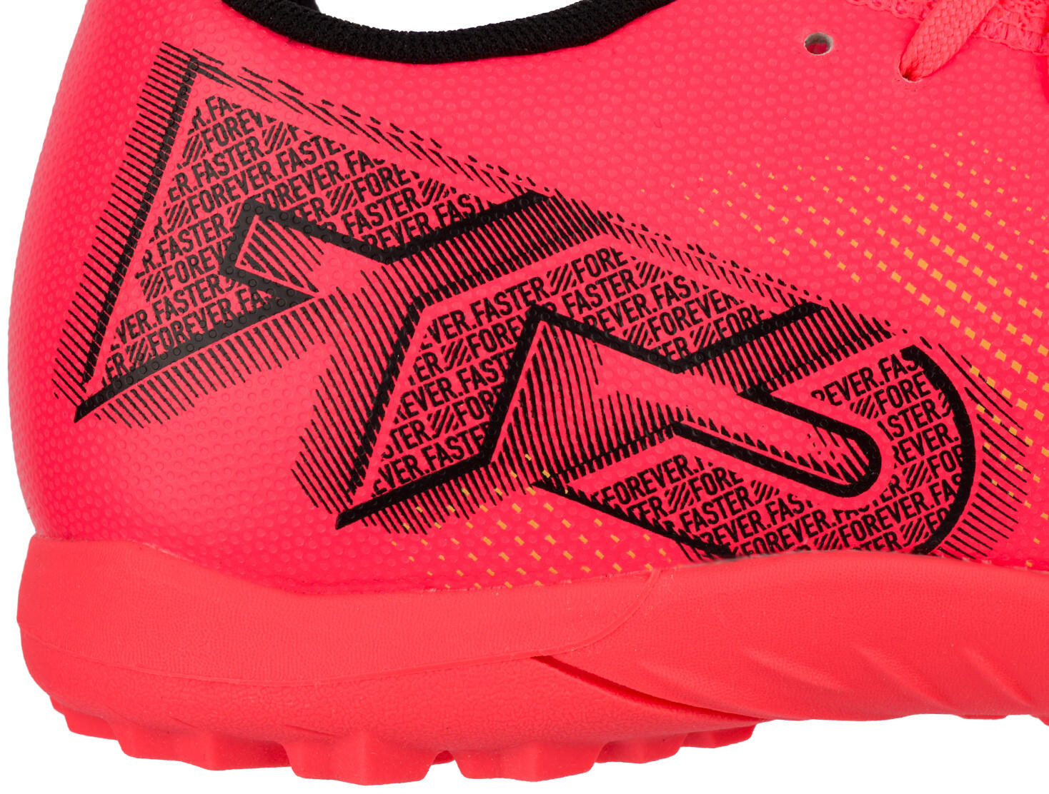 BUTY PIŁKARSKIE KORKI TURFY NA ORLIK PUMA FUTURE 7 PLAY 5/7