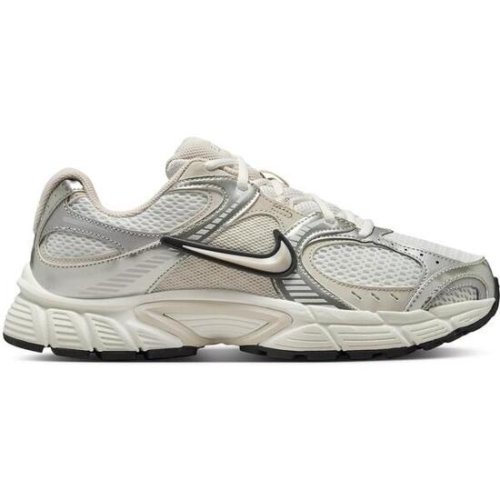 Zapatillas Casual Mujer Nike V5 Rnr Women´s Shoes HQ7901-104 Beige