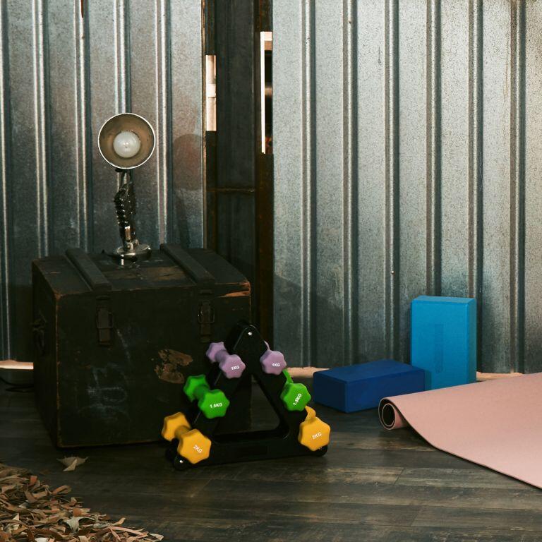 SUPPORT NOIR POUR 6 HALTÈRES VINYLES | FITNESS ET MUSCULATION 3/6