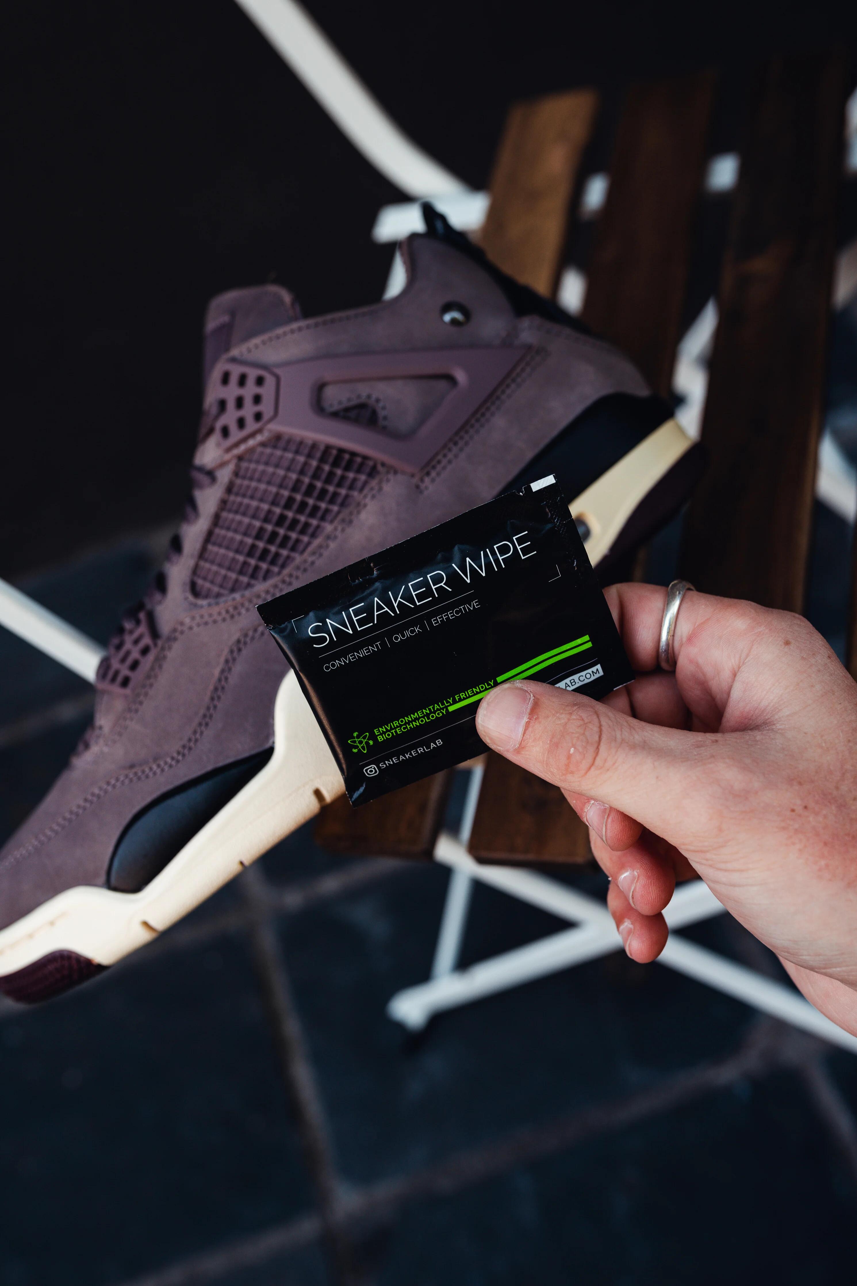 Nawilżane chusteczki do butów Sneaker LAB - SNEAKER WIPES 12 szt. 5/5
