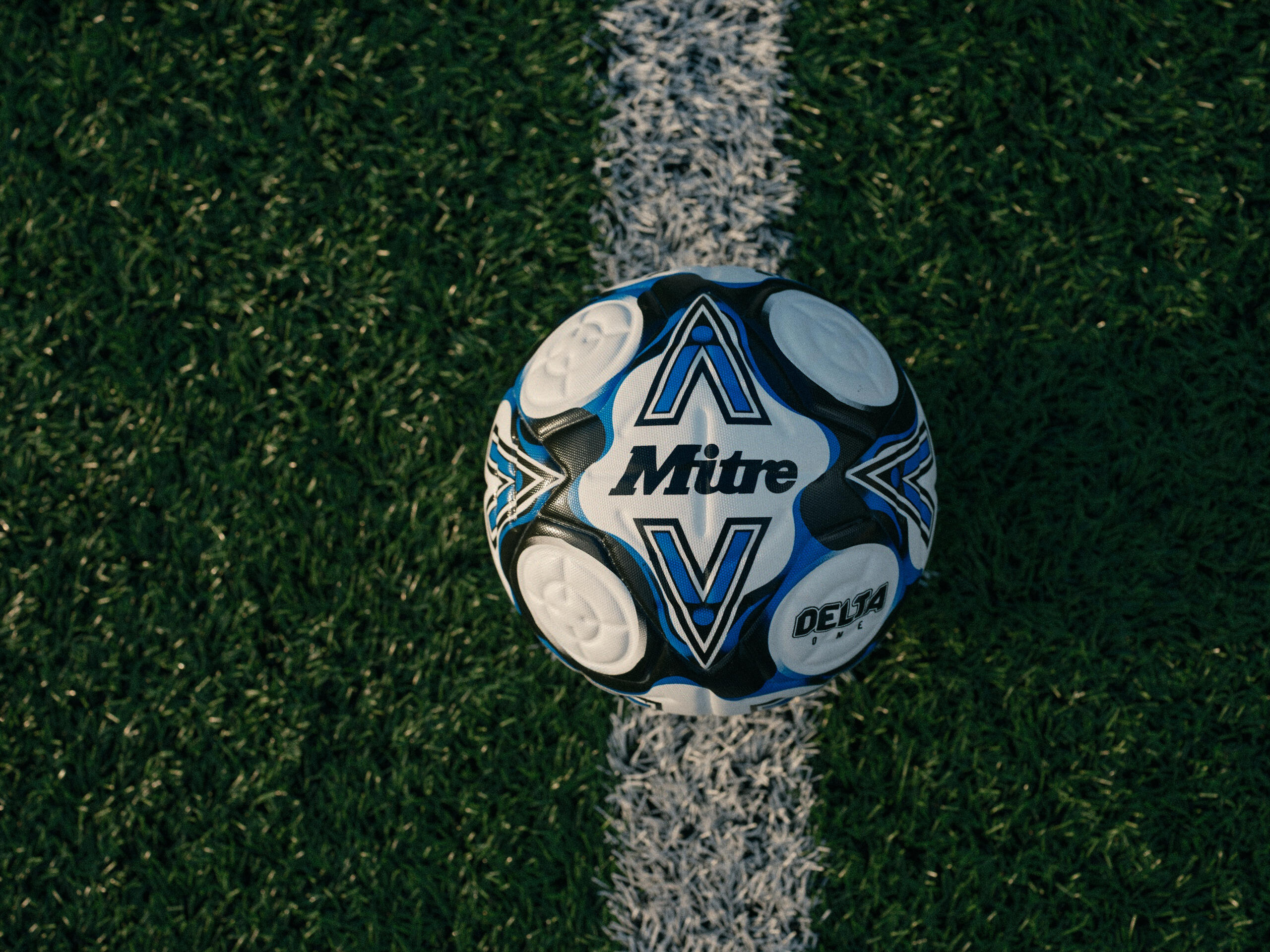 Calcio Mitre Delta One 6/7