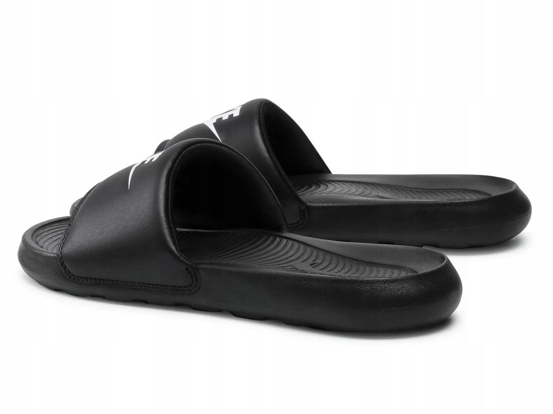 Nike Victori One schwarze Ciabatten 5/7