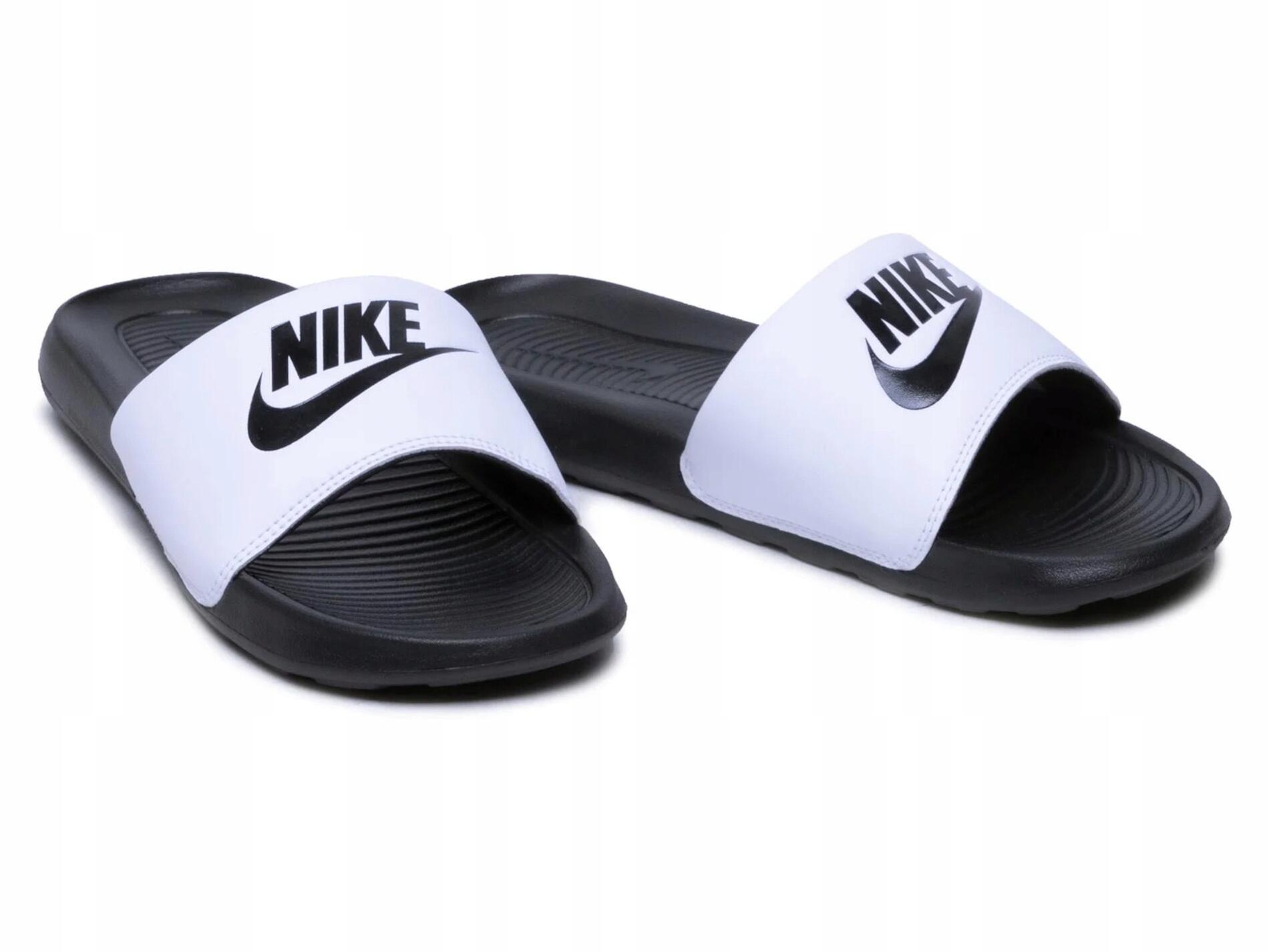 KLAPKI sportowe NIKE VICTORI ONE CN9675-005 na basen lato biało-czarne 48,5 4/7