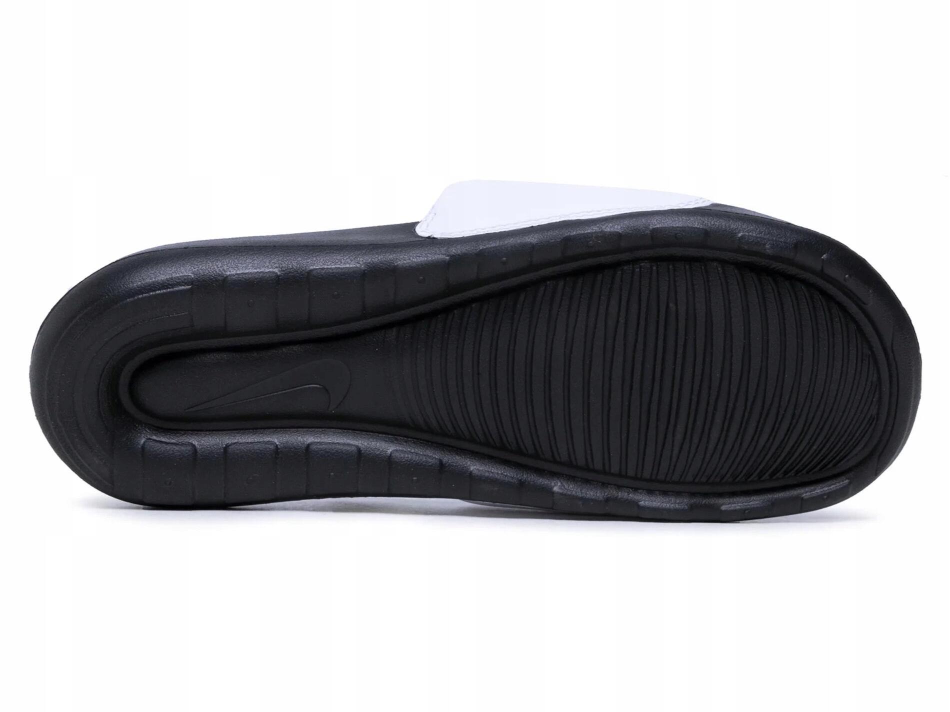KLAPKI sportowe NIKE VICTORI ONE CN9675-005 na basen lato biało-czarne 48,5 6/7