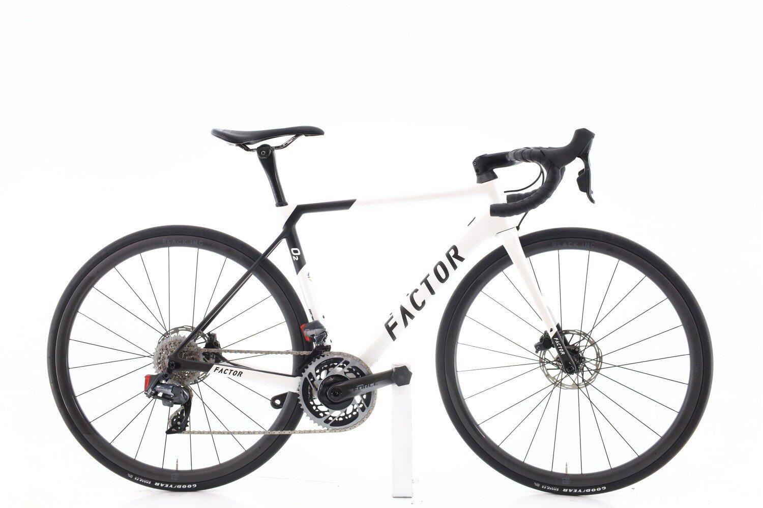 FACTOR Bici strada ricondizionata ·  O2 AXS 12V · Ottimo stato