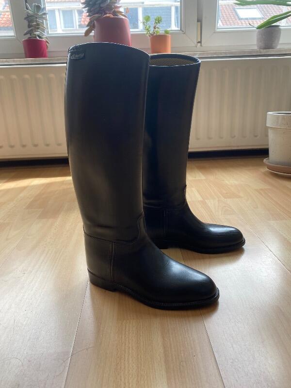 Entre Particuliers Bottes d'equitation Aigle taille 36 AIGLE