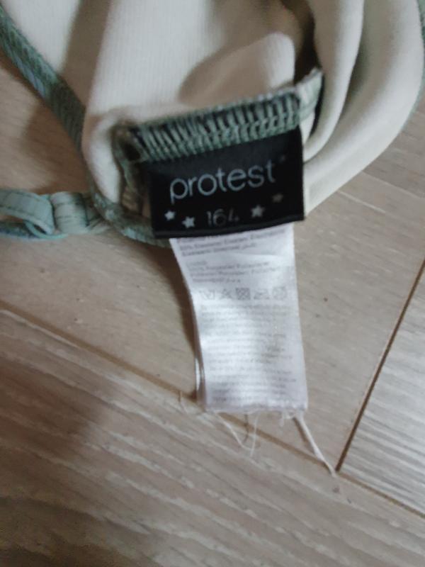 Entre Particuliers - Maillot de bain vert Protest taille 164 2/2