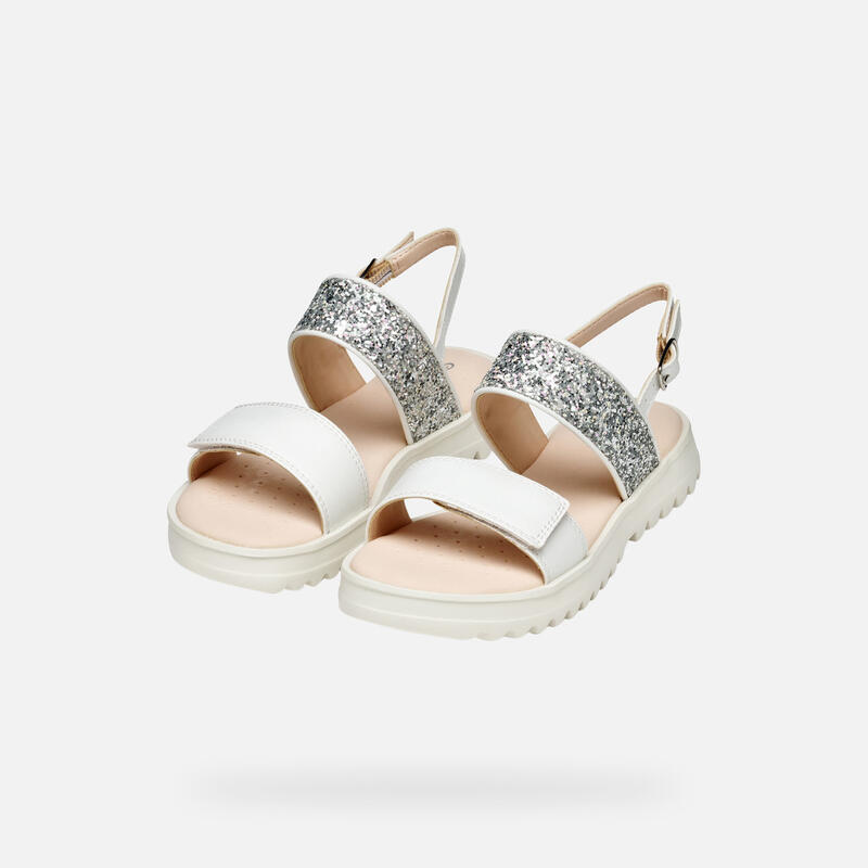 Sandály Geox Model J Sandal Coralie Gir Barva Bílý