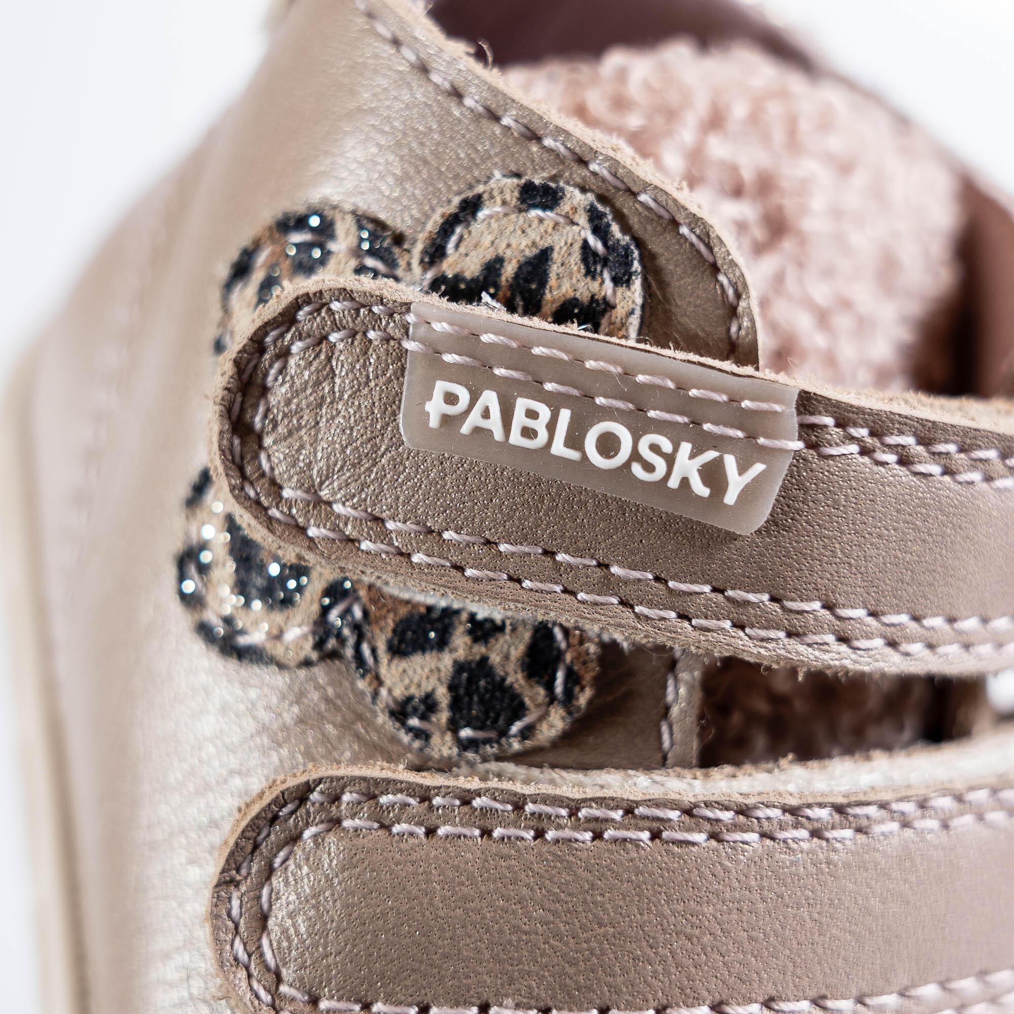 Chaussure de randonnée Deportivas Niños Pablosky 059830 Doré 6/7