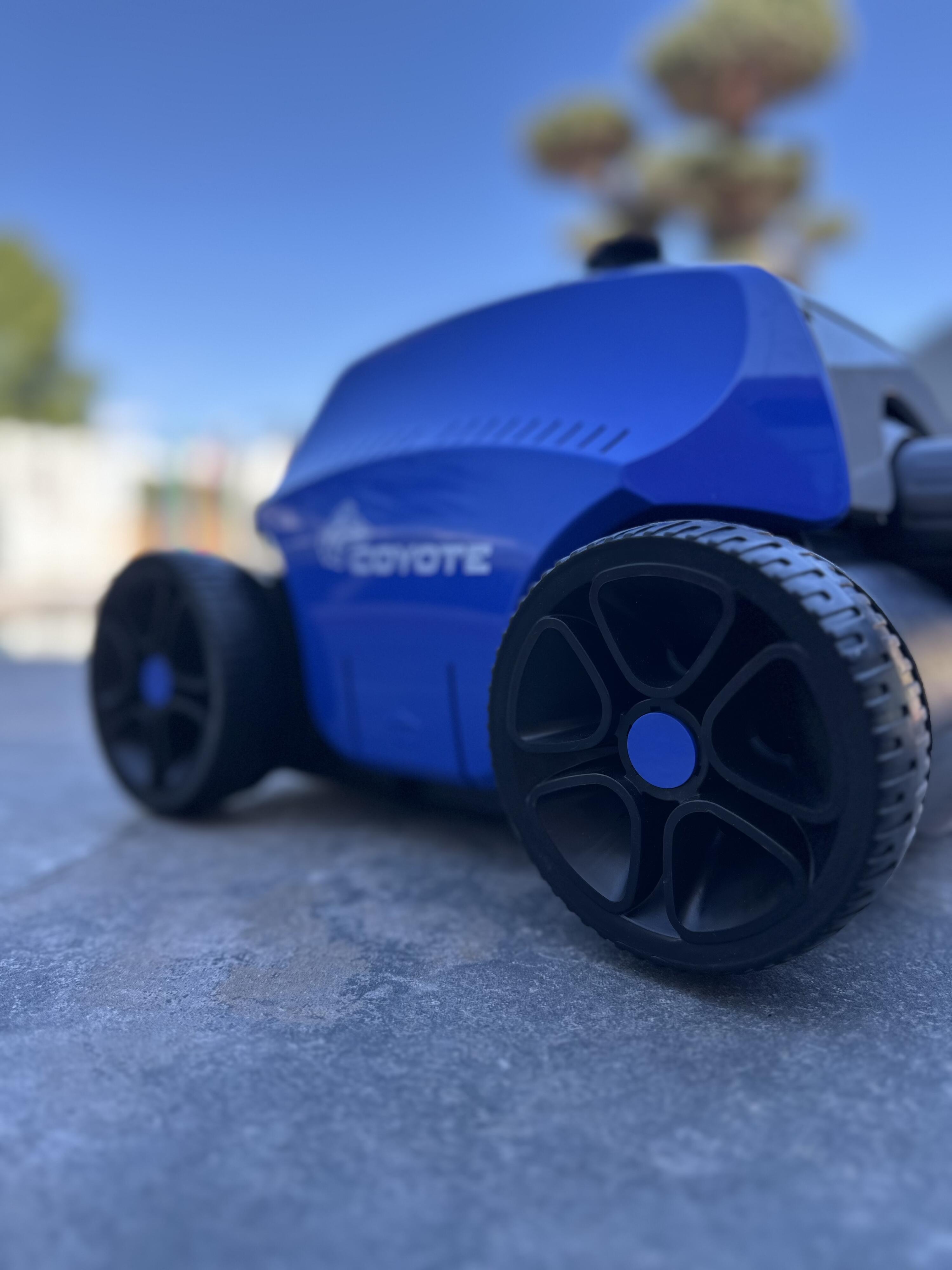 Robot piscina Coyote autónomo – Fondo – Batería Li-ion 100 min 4/5