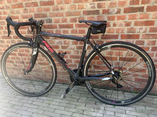 Entre Particuliers - Vélo de route Ridley Helium Carbone noir/rouge XS 2/2