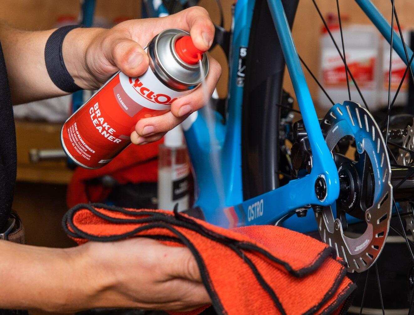 Nettoyant pour freins Cyclon 250ml - Dégraissant à séchage rapide 2/5