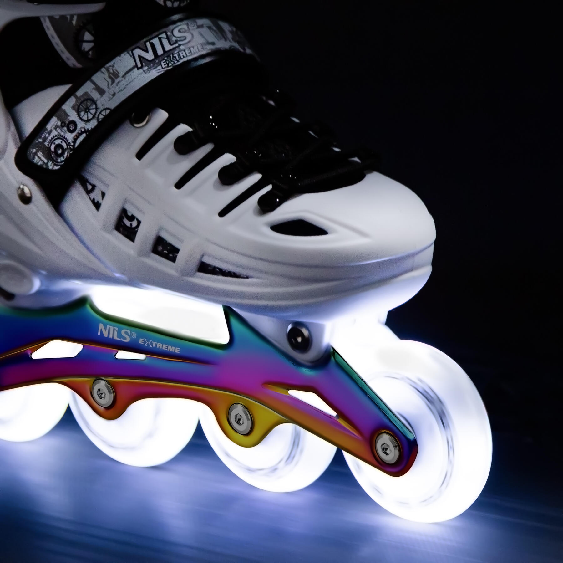 Rollers LED 4 en 1 Rainbow avec patins de hockey  NH10905 Nils Extreme 6/7