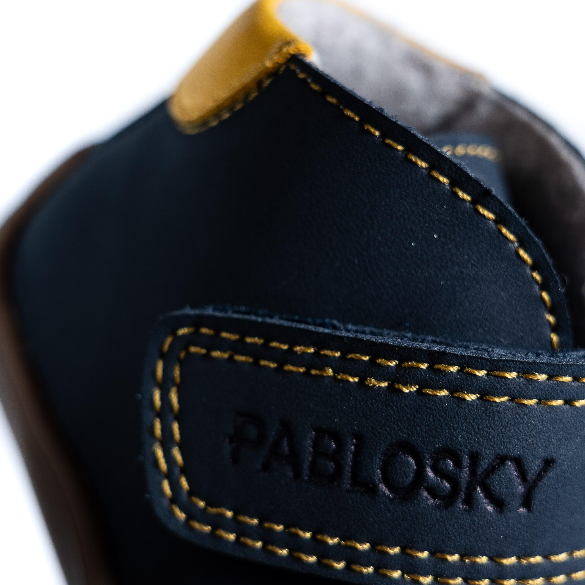 Scarpe Pablosky modello 147-063824 per unisex 6/7