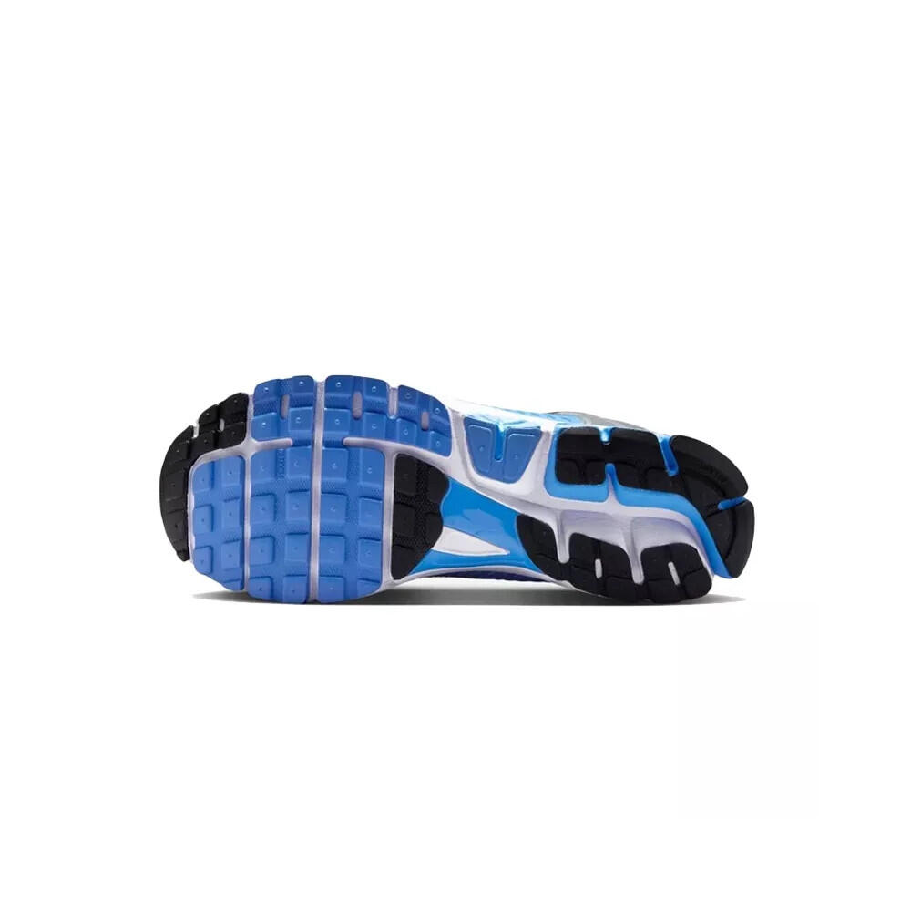 Basket Nike ZOOM VOMERO 5 4/7