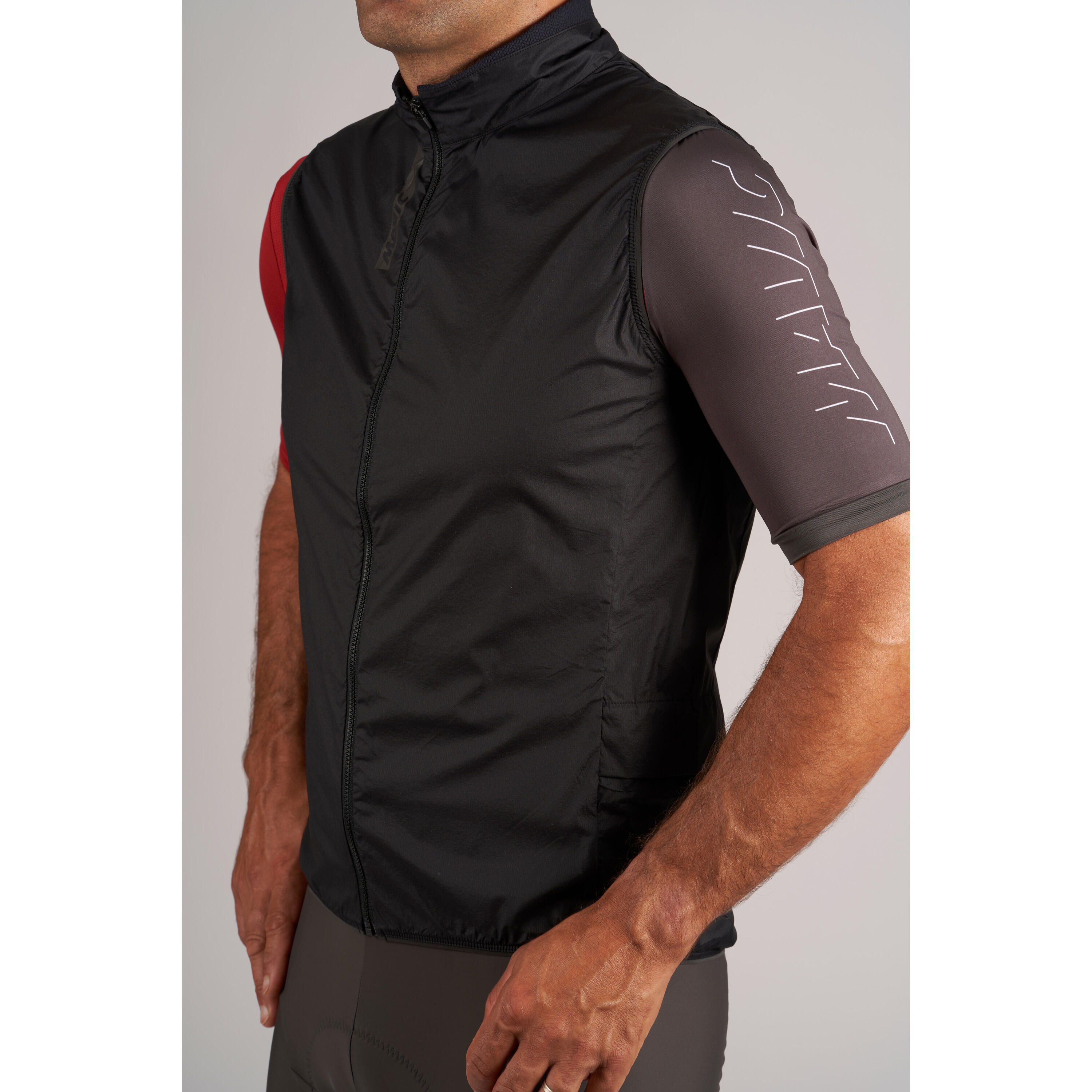 Mavic Cosmic Wind Vest Black 3/3