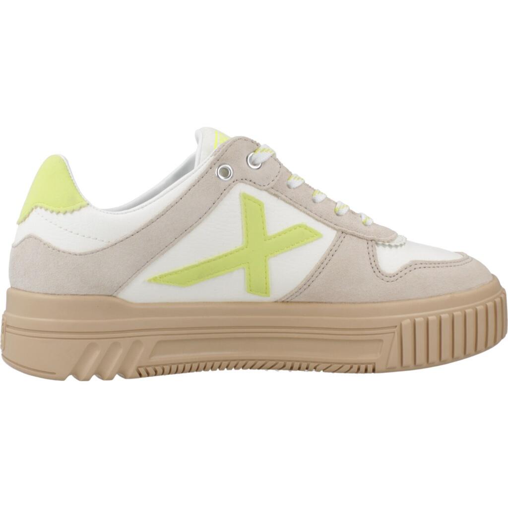Baskets Munich Modèle Mina 09 Couleur Beige 4/5