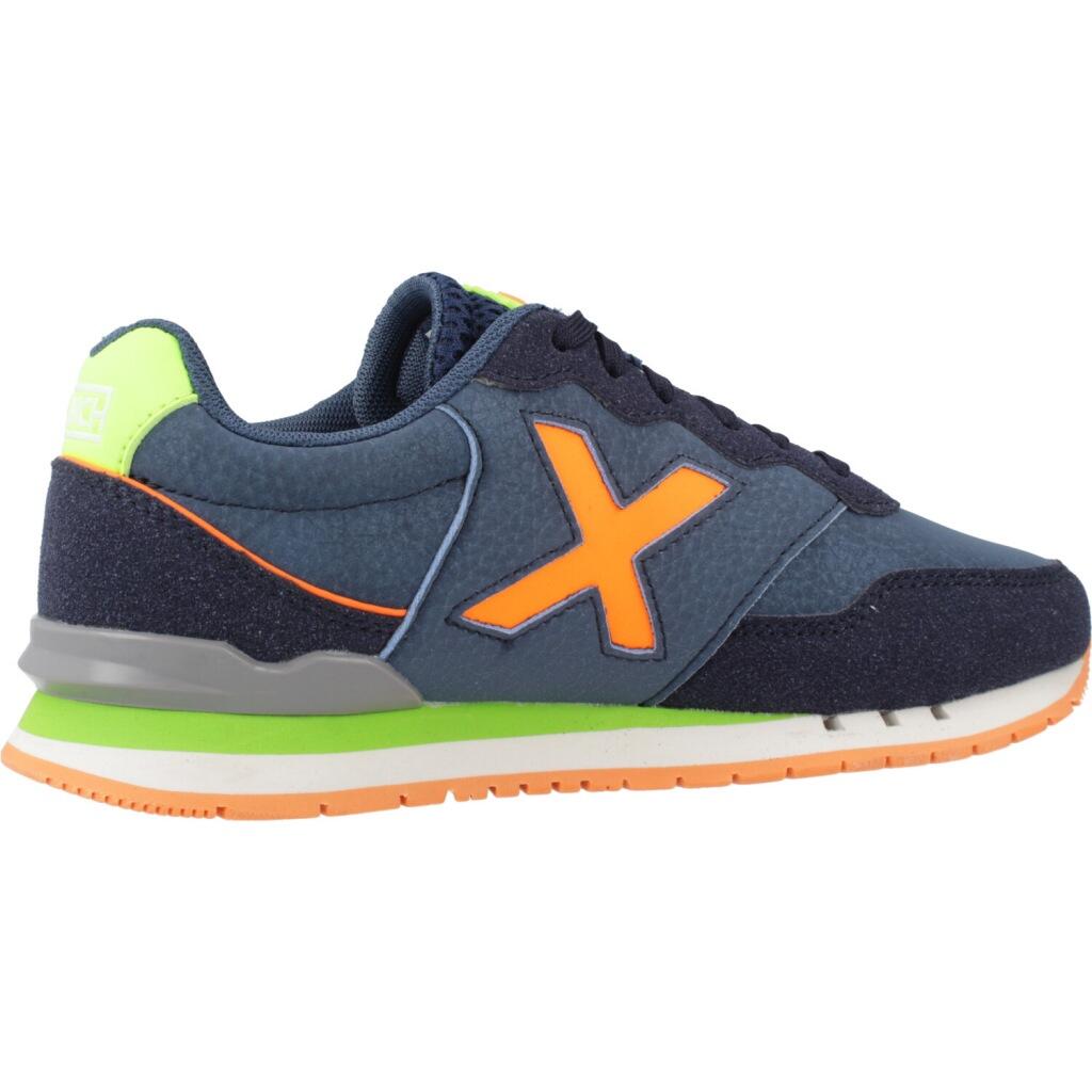 Baskets Munich Modèle Dash Kid Couleur Bleu 4/5