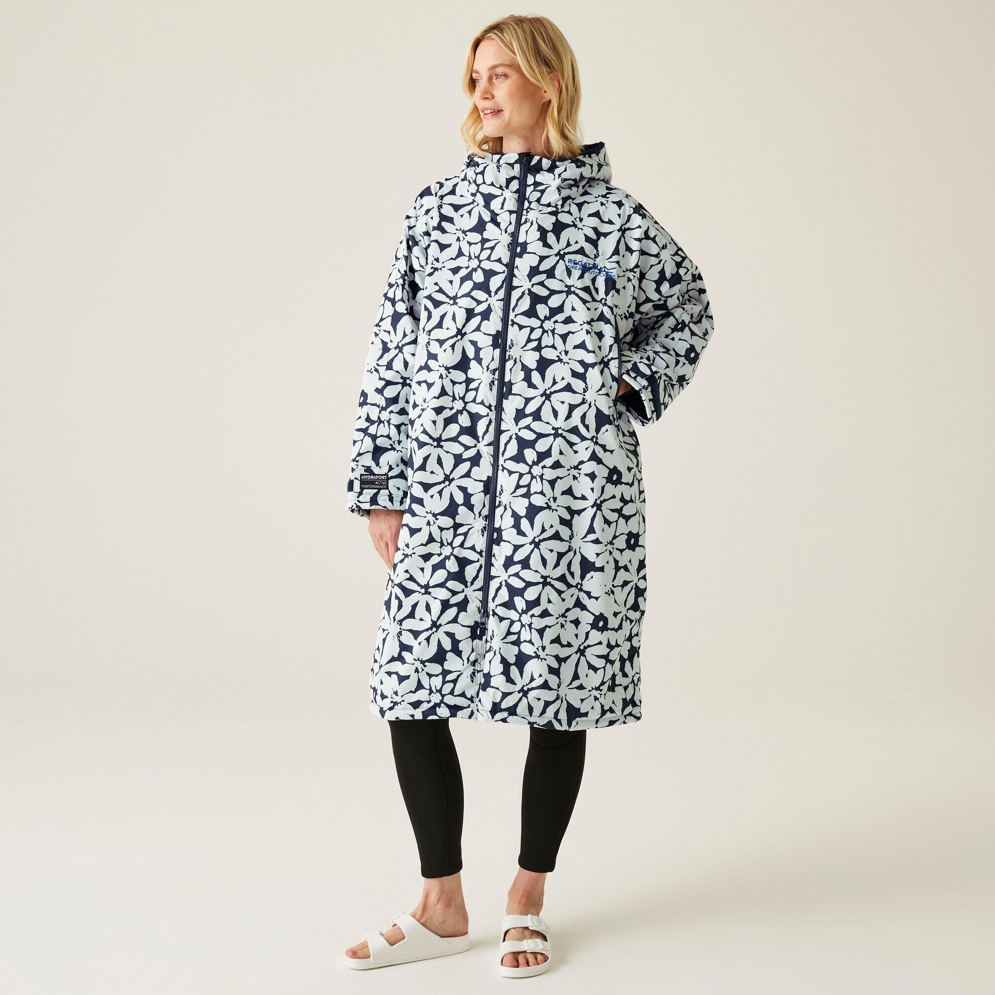 REGATTA Unisex Adult Waterproof Changing Robe