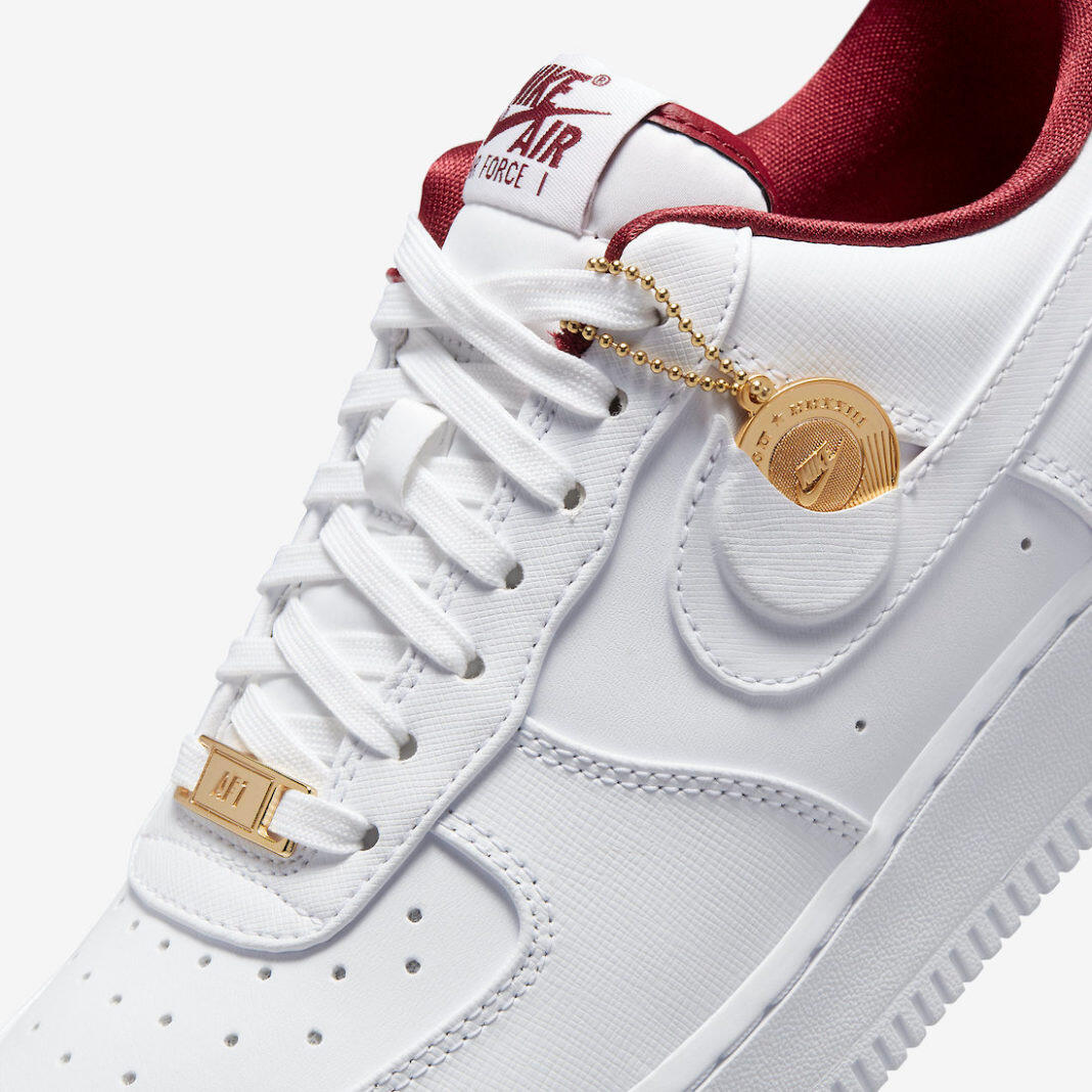 Chaussures De Sport Femme Nike Wmns Air Force 1 '07 Se 4/7