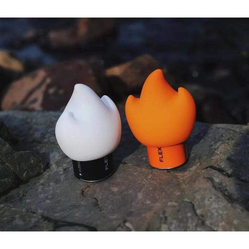Abajur Flextail in forma de flacara pentru pompa de aer portabila Tiny Pump 2X