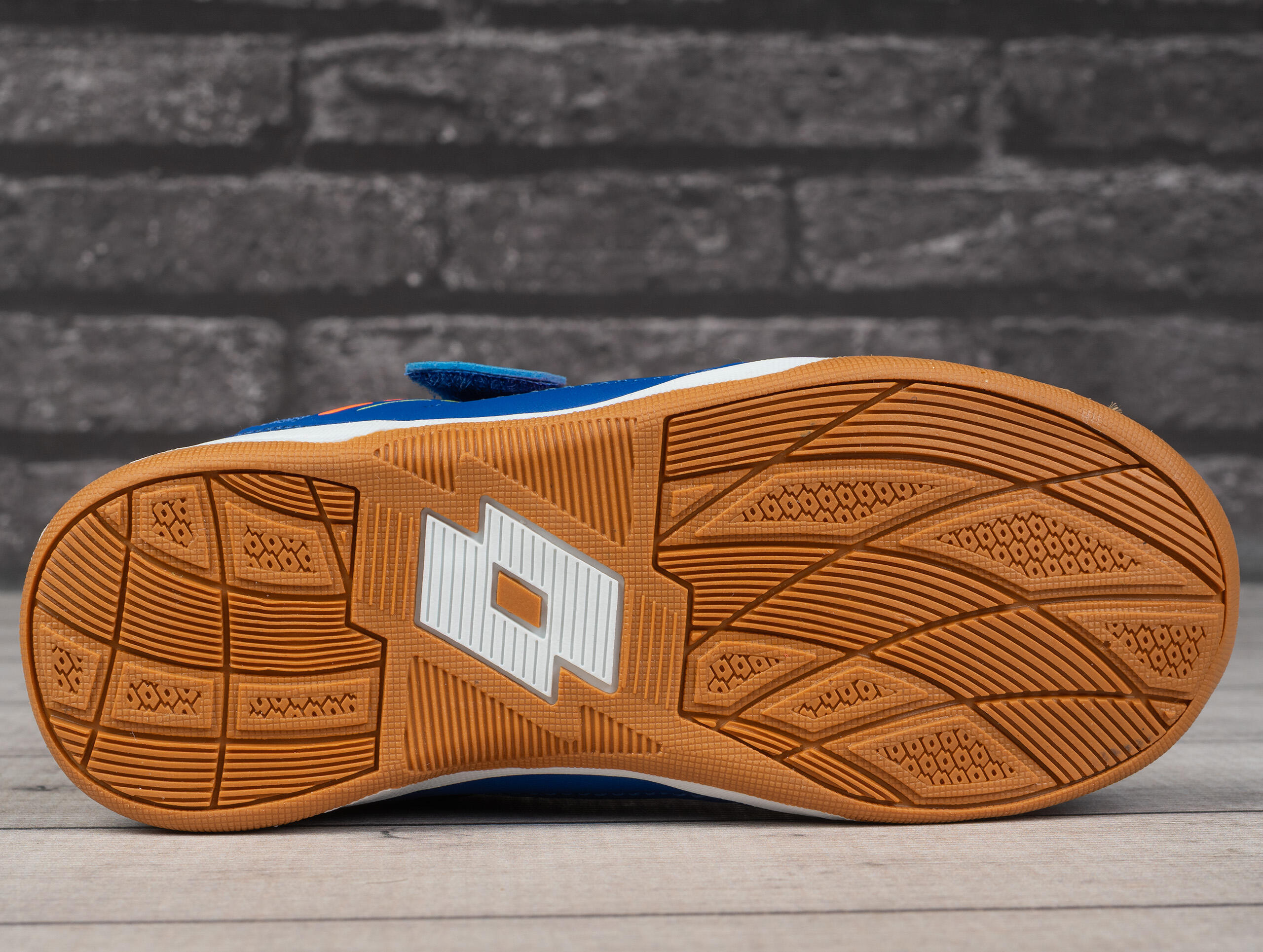 Buty dziecięce sportowe Lotto SOCCERA 5/7