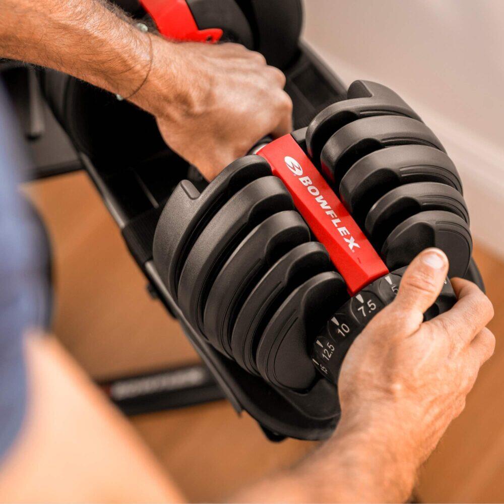 Nastavitelná činka SelectTech 552i – 24 kg, 15 úrovní, kompaktní 4/7