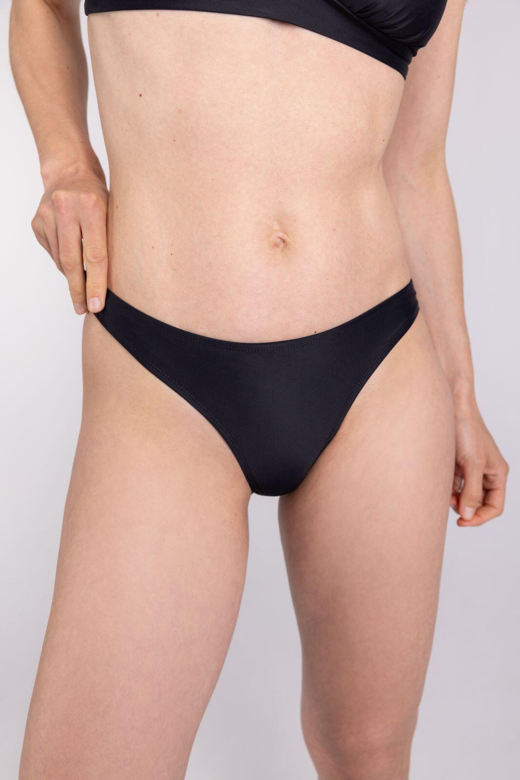 Bas de bikini de sport pour femme pour la natation, le surf et le kitesurf- noir 4/7