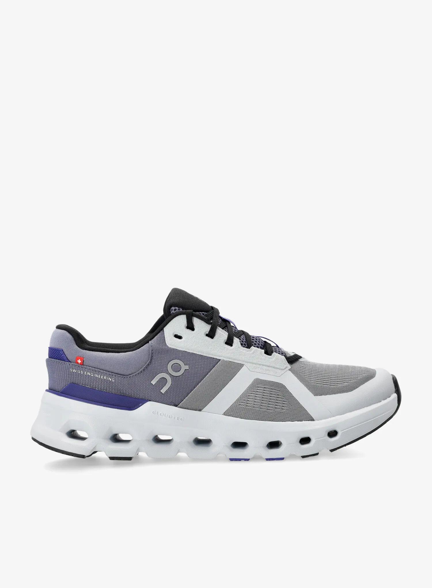 ON RUNNING picture