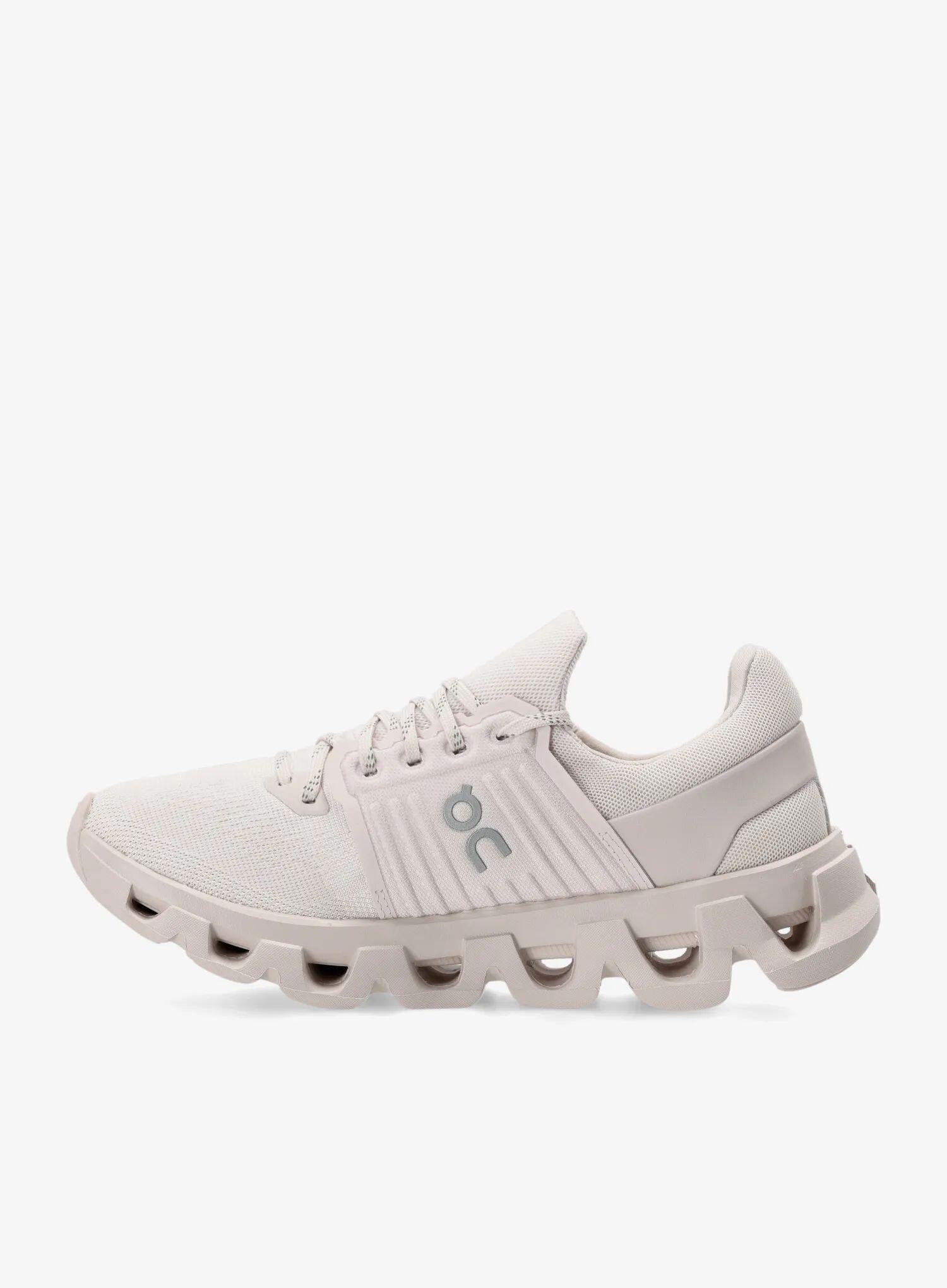 Buty outdoor damskie On Running Cloudswift 4 AD 5/7