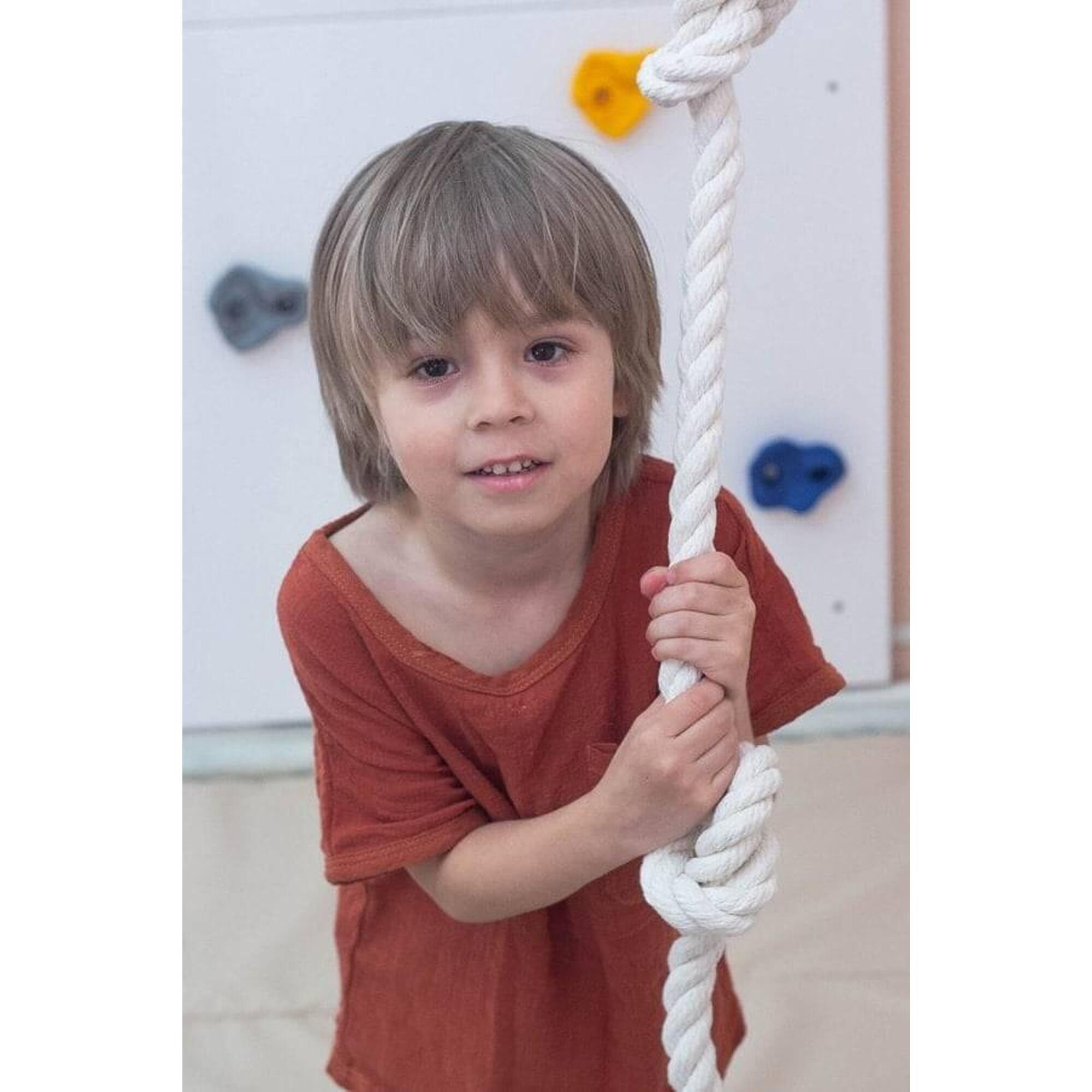 coarda de gimnastică cu noduri alb