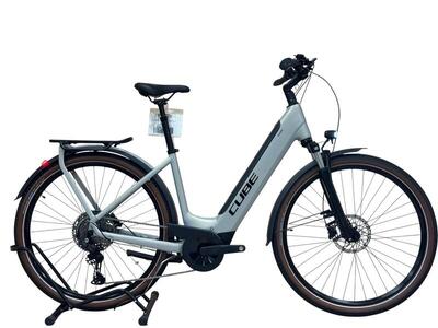 Ricondizionata - Bici elettriche Cube Touring Hybrid Pro 625 - Stato eccellente