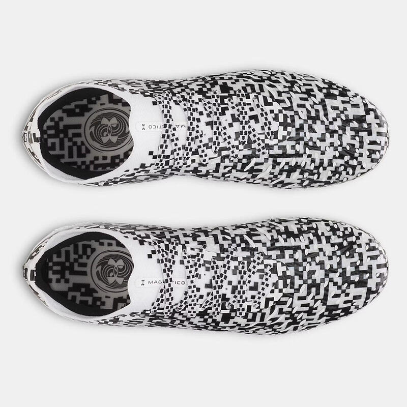 Cramponi UA Magnetico Elite 5 FG Under Armour alb și negru