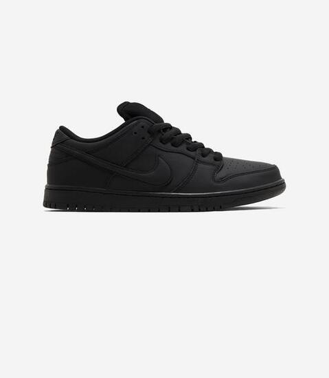 Nike SB Dunk Low Pro Triple Black