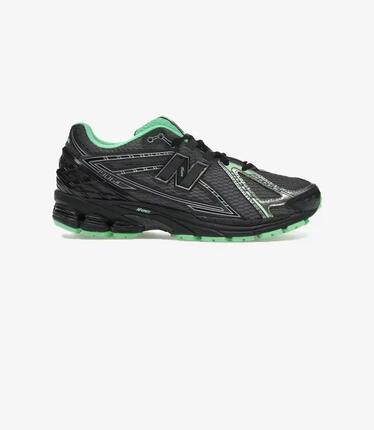 New Balance 1906R Dark Silver Metallic Lab Green