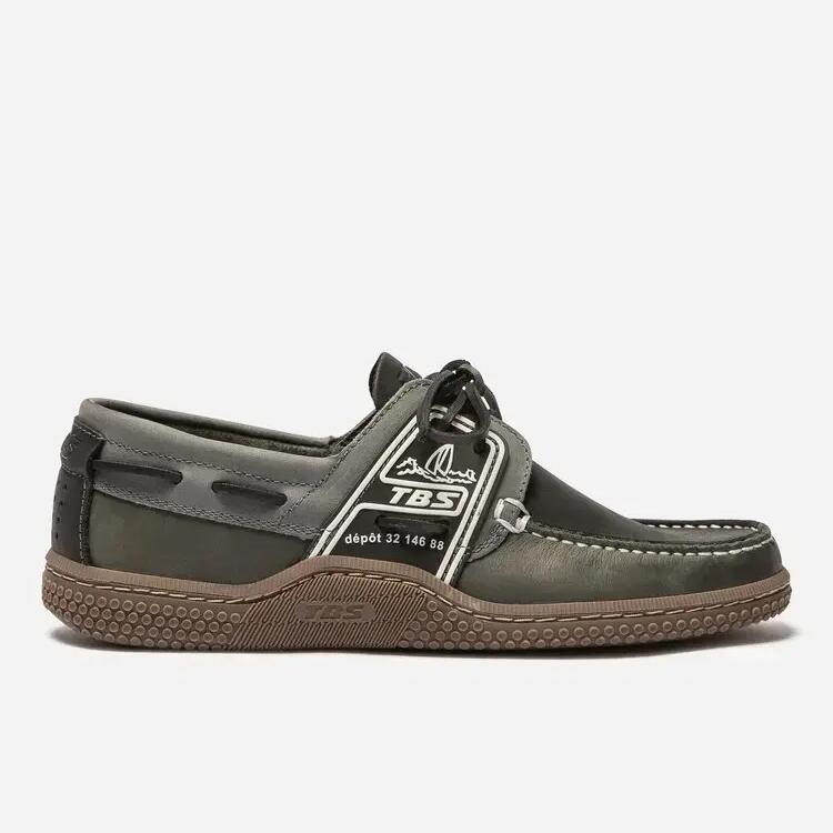 BLACK / GREEN