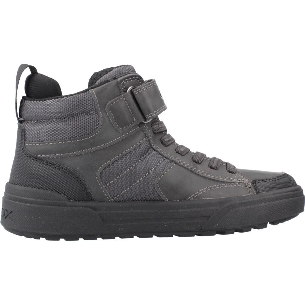Sneakers Geox Modell J Weemble B. A Farbe Grau 4/5