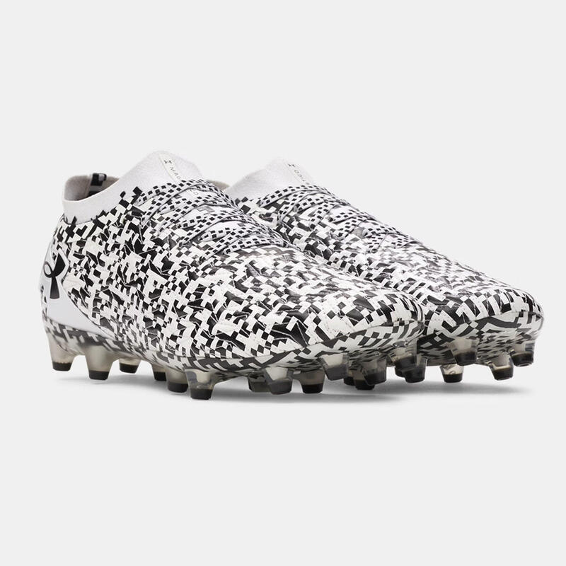 Ghete de fotbal UA Magnetico Pro 5 FG Under Armour alb și negru