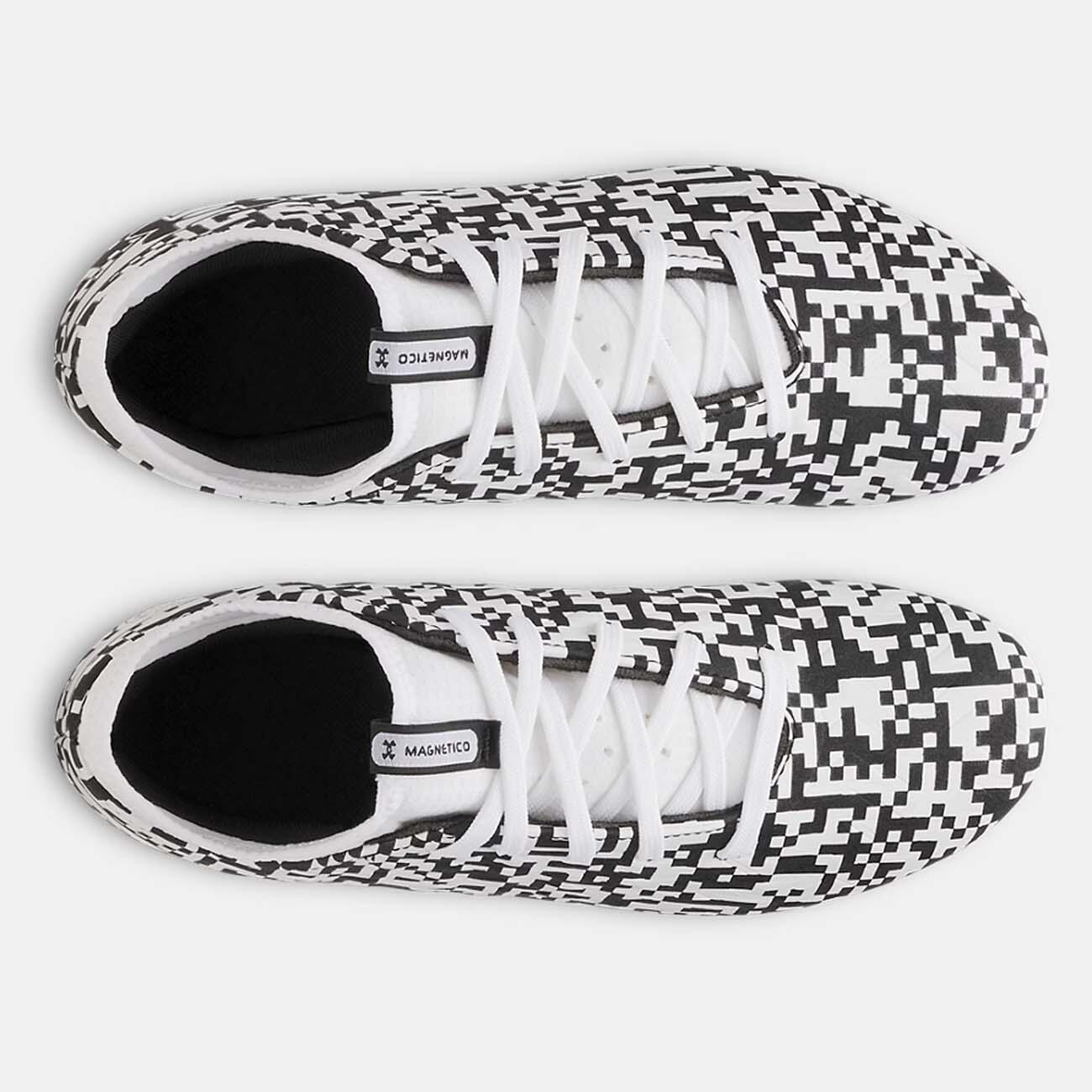 Scarpe da calcio UA Magnetico Select 5 FG Junior bianche e nere 4/5
