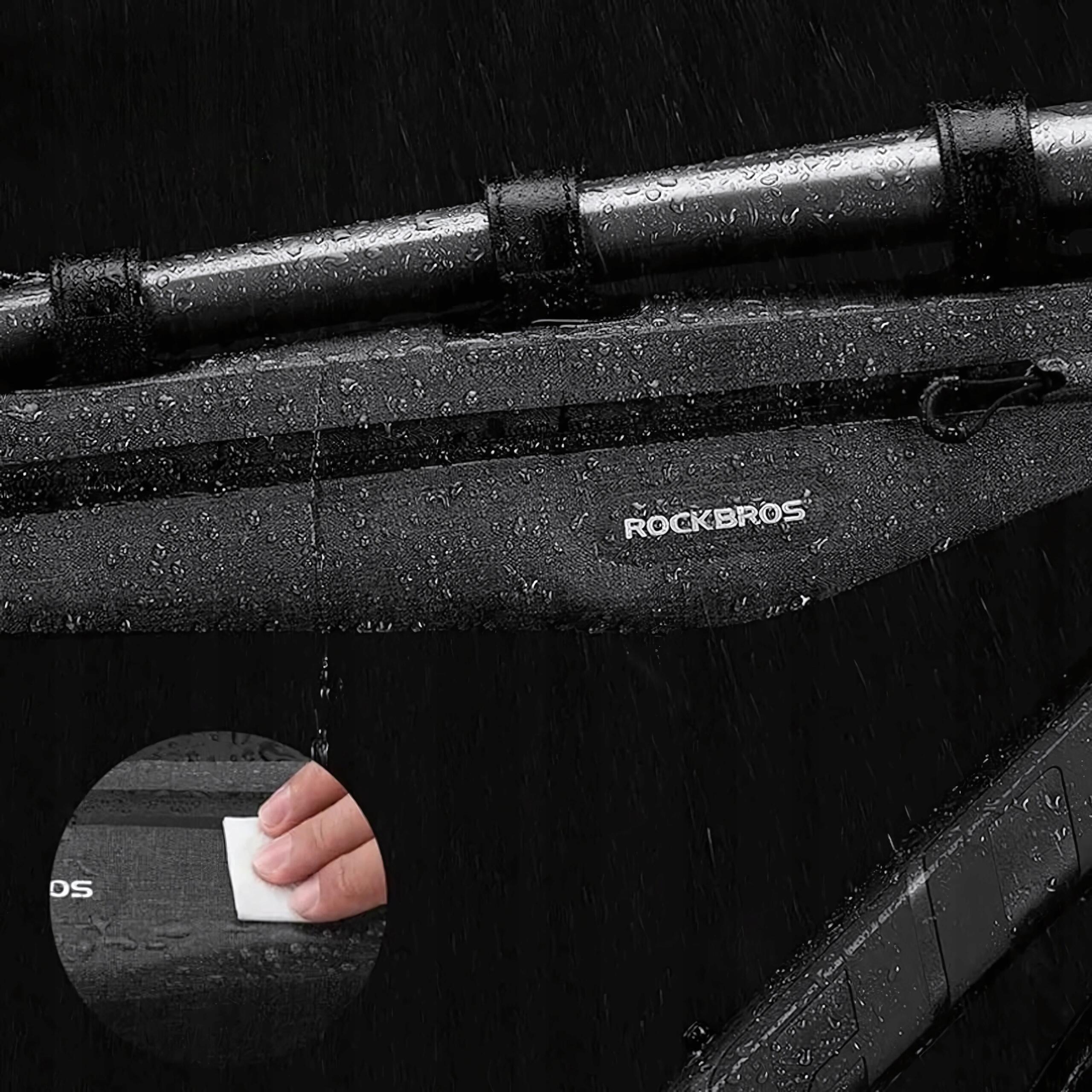 Voděodolná Cyklistická Brašna RockBros 1.5L s Reflexními Prvky 6/7