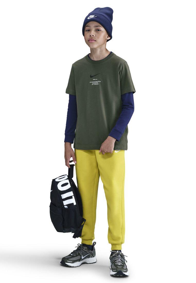 NIKE picture