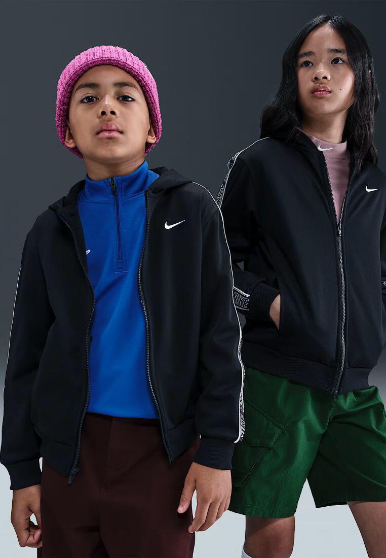 NIKE picture