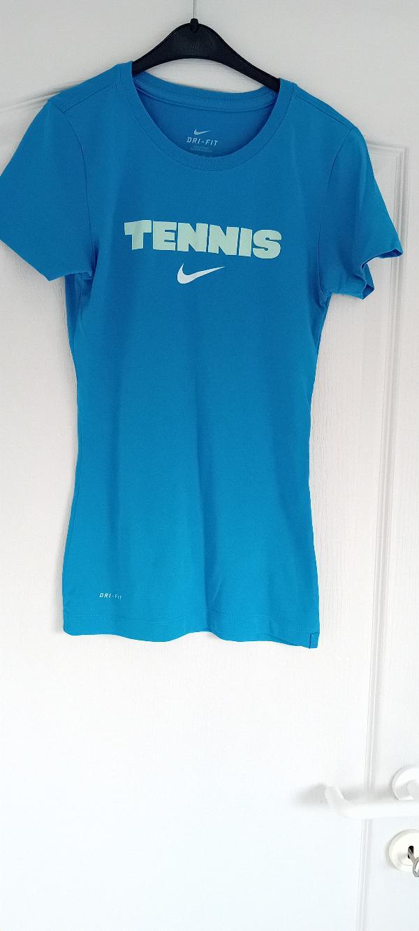 NIKE picture