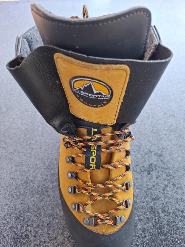 Tussen Particulieren - bergschoenen la sportiva mountain vibram heren 6/7
