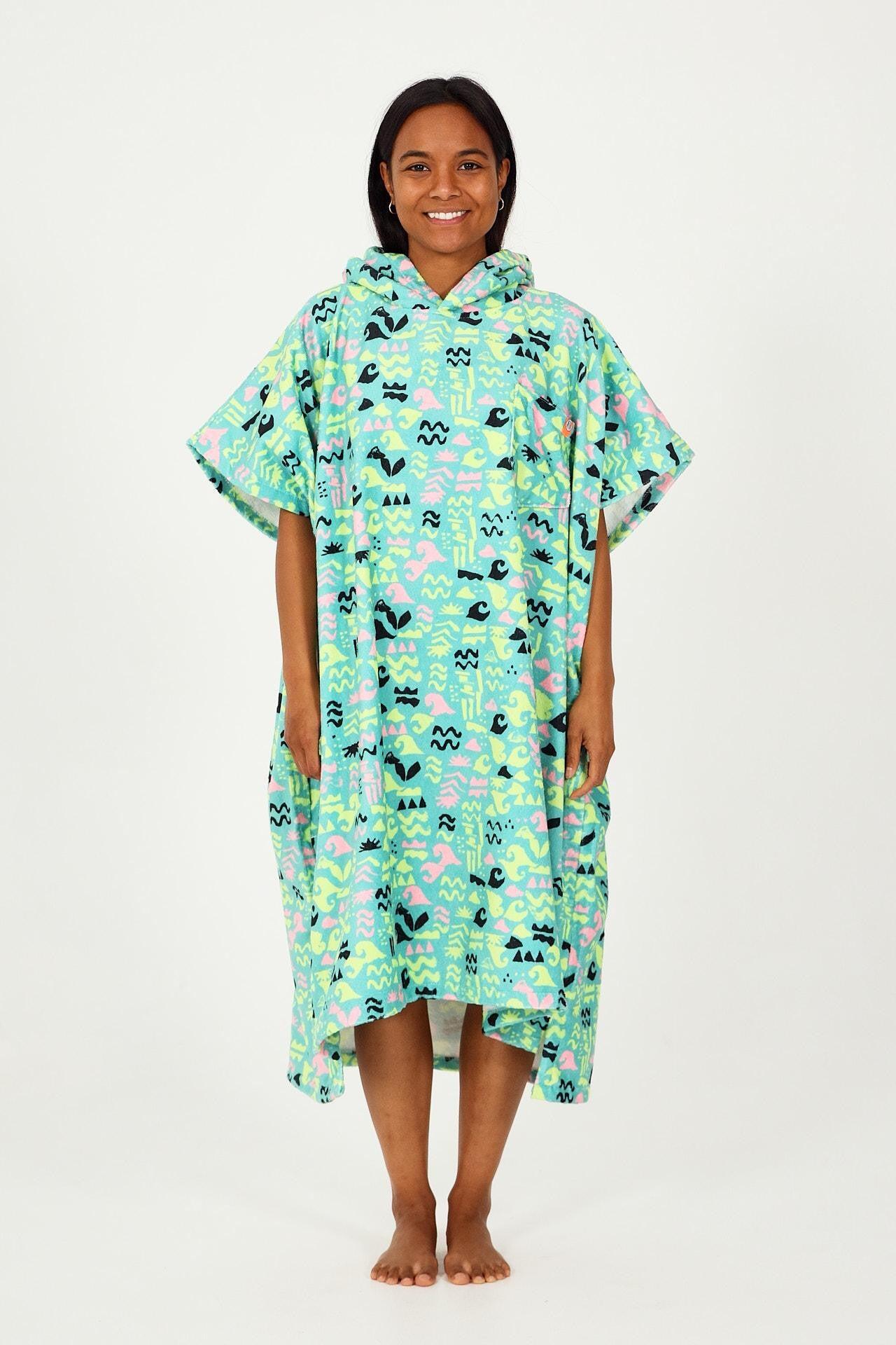 AFTER ESSENTIALS Poncho surf Adulto - Stamps - Neptune
