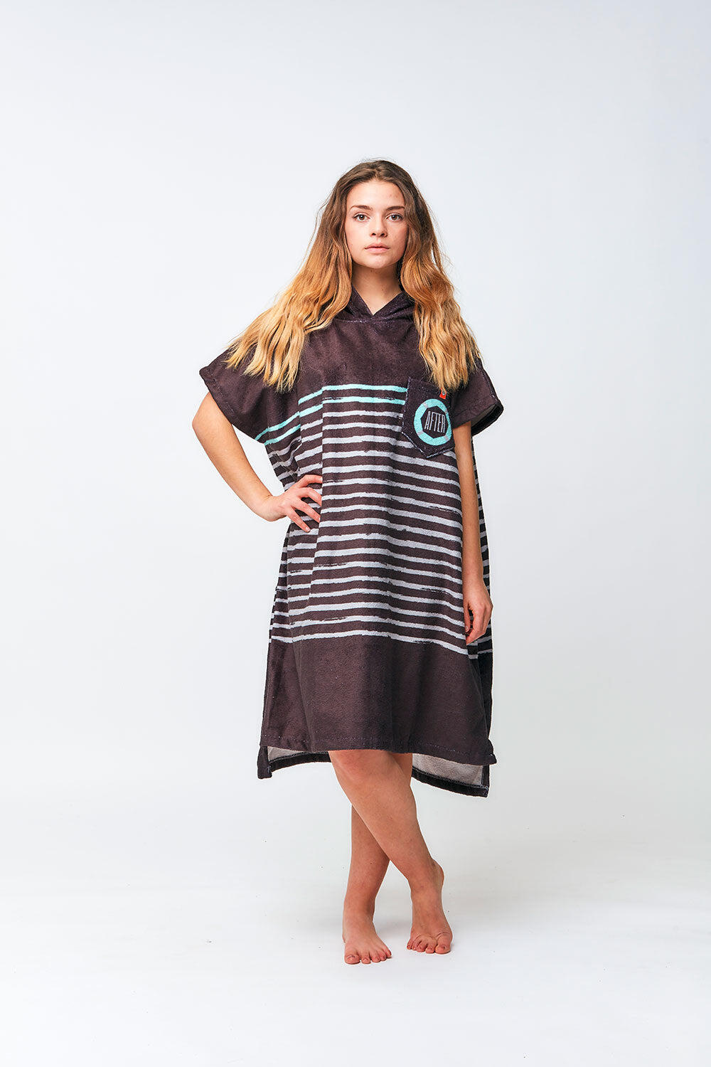 AFTER ESSENTIALS Poncho surf Adulto - Sailor Stripes - Black