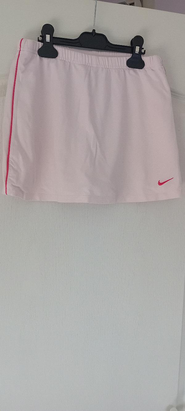 Entre Particuliers Jupe Nike enfant 128-140 cm NIKE Decathlon